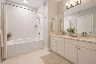 33 W Ontario St, Chicago, IL 60654 - Photo 18