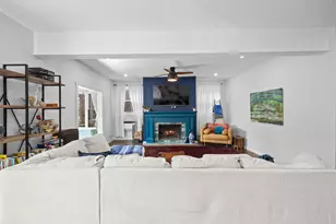 4436 N Malden St, Chicago, IL 60640 - Photo 4