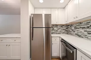 444 S Spring Rd, Elmhurst, IL 60126 - Photo 10