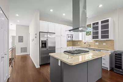 876 N Hermitage Avenue #3, Chicago, IL 60622 - Photo 10