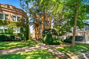 1428 N Austin Blvd, Oak Park, IL 60302 - Photo 2