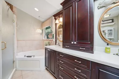 3580 Londonderry Court, Hoffman Estates, IL 60067 - Photo 20