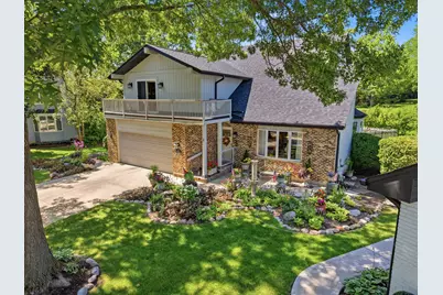 3580 Londonderry Court, Hoffman Estates, IL 60067 - Photo 2
