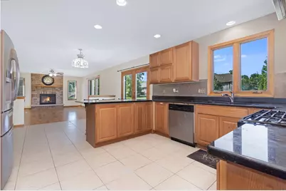 8284 Brookhaven Drive, Frankfort, IL 60423 - Photo 12