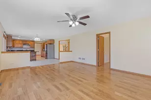 8284 Brookhaven Dr, Frankfort, IL 60423 - Photo 16