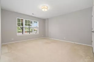 811 Lee St, Des Plaines, IL 60016 - Photo 26