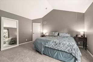 546 Clayton Cir, Sycamore, IL 60178 - Photo 12