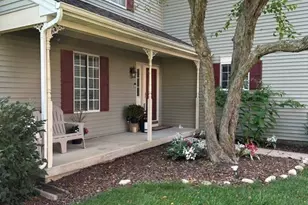 152 Village Creek Dr, Lake in the Hills, IL 60156 - Photo 18