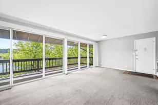 5536 E Lake Dr, Lisle, IL 60532 - Photo 18