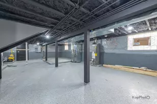 5922 S Bishop St, Chicago, IL 60636 - Photo 40
