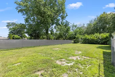 2221 Evans Avenue, Loves Park, IL 61111 - Photo 12