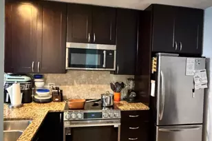 716 Prescott Dr, Roselle, IL 60172 - Photo 2