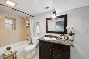 6215 N Oakley Ave, Chicago, IL 60659 - Photo 8