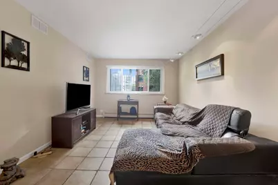 515 W Wrightwood Avenue #202, Chicago, IL 60614 - Photo 4
