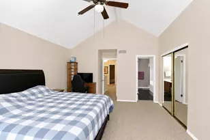 309 S Cross Trail, McHenry, IL 60050 - Photo 24