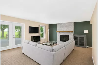309 S Cross Trail, McHenry, IL 60050 - Photo 18