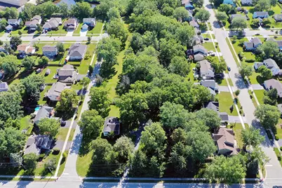 21763 N Deerpath Road, Lake Zurich, IL 60047 - Photo 4