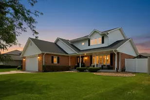 15612 Bramblewood Rd, Oak Forest, IL 60452 - Photo 2