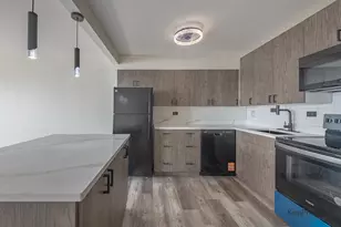 7337 S South Shore Dr, Chicago, IL 60649 - Photo 10
