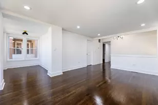 8025 S Euclid Ave, Chicago, IL 60617 - Photo 6