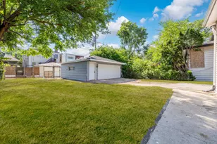 8025 S Euclid Ave, Chicago, IL 60617 - Photo 28