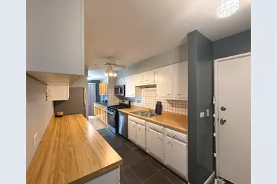 6818 Roberts Drive #7, Woodridge, IL 60517 - Photo 12
