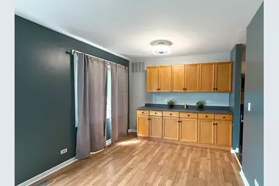 6818 Roberts Drive #7, Woodridge, IL 60517 - Photo 8