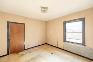 5346 W School St, Chicago, IL 60641 - Photo 8