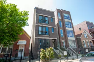 2427 W Augusta Blvd, Chicago, IL 60622 - Photo 1