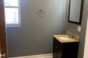 314 E 70th St, Chicago, IL 60637 - Photo 4