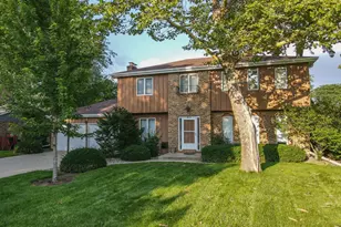 11 Windsor Ct, Bourbonnais, IL 60914 - Photo 6