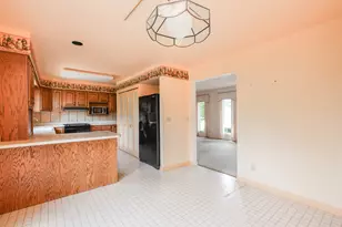 11 Windsor Ct, Bourbonnais, IL 60914 - Photo 16