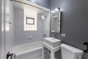 3035 N Luna Ave, Chicago, IL 60641 - Photo 10