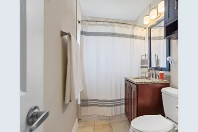 20 W Fullerton Avenue, Glendale Heights, IL 60139 - Photo 18