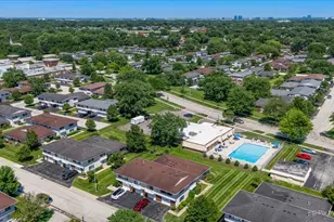 121 Millbrook Ln, Schaumburg, IL 60193 - Photo 26