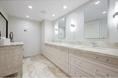 180 E Pearson Street #7203, Chicago, IL 60611 - Photo 34