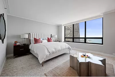 180 E Pearson Street #7203, Chicago, IL 60611 - Photo 32