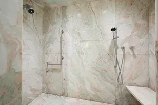 180 E Pearson St, Chicago, IL 60611 - Photo 36