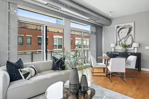 660 W Wayman St, Chicago, IL 60661 - Photo 4