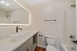 371 McGrath Dr, Oswego, IL 60543 - Photo 20