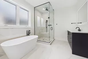 2638 W Superior St, Chicago, IL 60612 - Photo 36