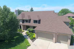 42 Founders Pointe N, Bloomingdale, IL 60108 - Photo 1