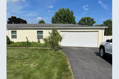 801 E Honeywell Avenue, Hoopeston, IL 60942 - Photo 2