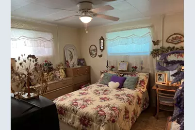 801 E Honeywell Avenue, Hoopeston, IL 60942 - Photo 20