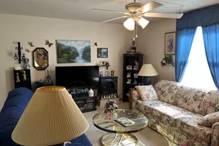 801 E Honeywell Ave, Hoopeston, IL 60942 - Photo 8