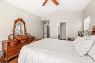 361 Capitol Dr, Sugar Grove, IL 60554 - Photo 14