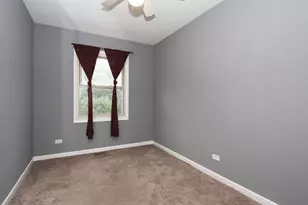 883 Hastings Ln, Hanover Park, IL 60133 - Photo 22