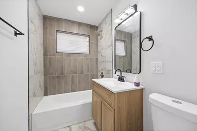 9427 S Emerald Avenue, Chicago, IL 60620 - Photo 10