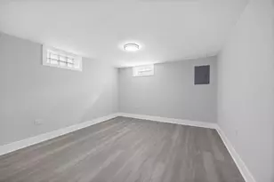 9427 S Emerald Ave, Chicago, IL 60620 - Photo 18
