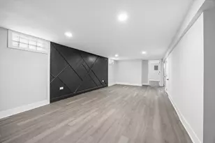 9427 S Emerald Ave, Chicago, IL 60620 - Photo 14